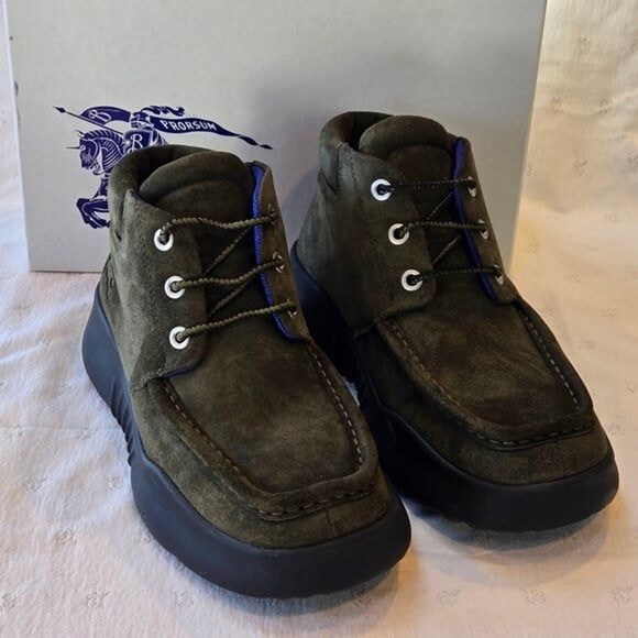 NIB Burberry Olive (Loch) Chukka Lace-Up Square Toe Boots Size 40 main image 4